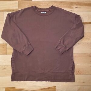 Brown Oversized Sweatshirt Minimalist Chic Cozy Core Clean Girl